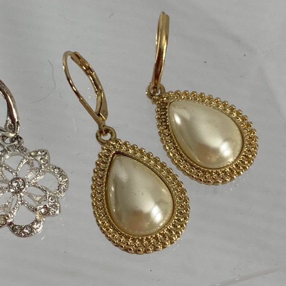 Lot of 3 Dangle Earrings Gold Tone Silver Tone Rhinestones Bling Faux Pearl - Picture 4 of 5